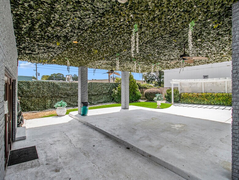 More Photos Of 3113 Stone Mountain St, Lithonia Storefront Retail Office For Sale