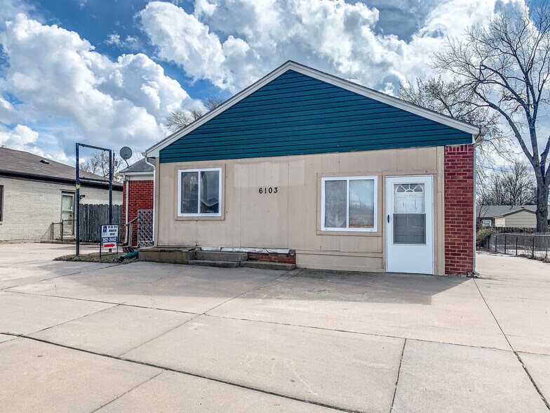 More Photos Of 6103 E Central Ave, Wichita Office For Lease