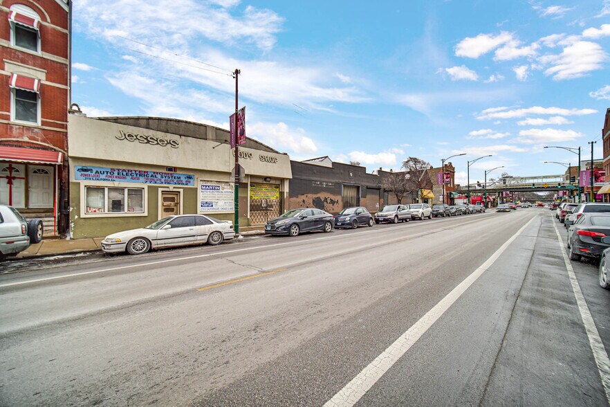 More Photos Of 2116 S California Ave, Chicago Auto Repair For Sale
