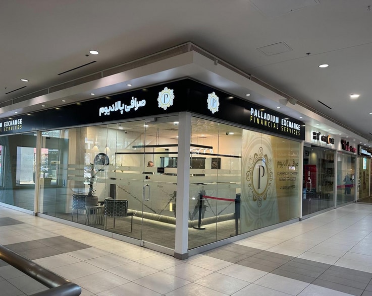 More Photos Of 7181 Yonge St, Markham Freestanding For Sale