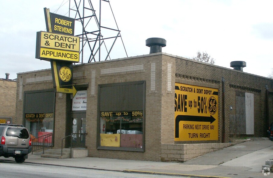 Primary Photo Of 7119 Rising Sun Ave, Philadelphia Freestanding For Sale