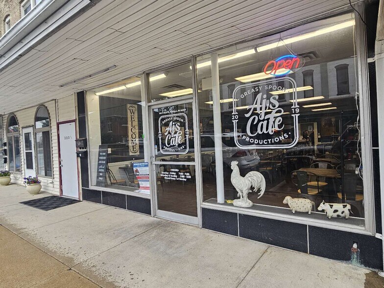 More Photos Of 305 Main St, Sheridan Storefront Retail Residential For Lease