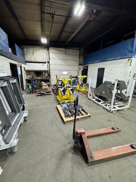 More Photos Of 3432 W Highview Dr, Grand Chute Manufacturing For Lease