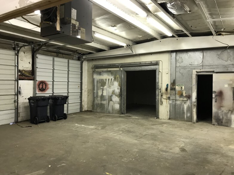 More Photos Of 901 N Virginia Ave, Oklahoma City Manufacturing For Lease