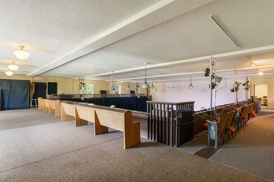 More Photos Of 5131 NE 23rd Ave, Portland Religious Facility For Sale