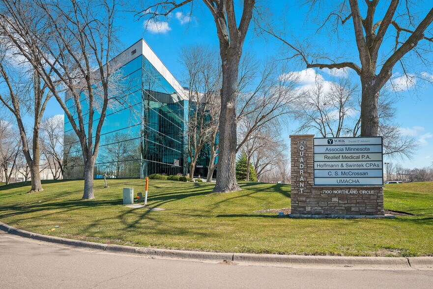 More Photos Of 7100 Northland Cir N, Brooklyn Park Office For Lease