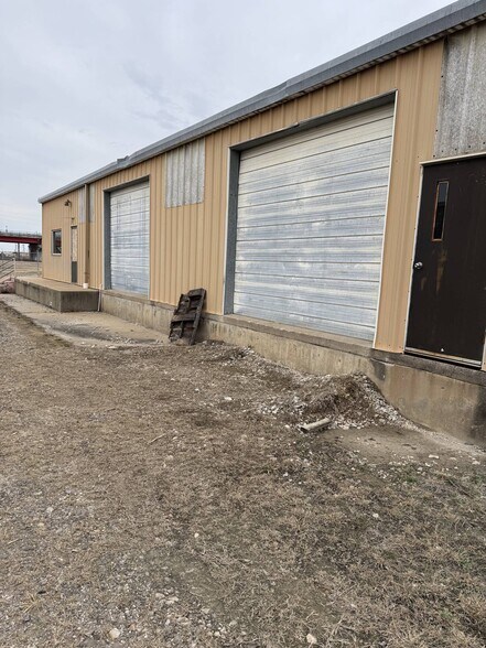 More Photos Of 225 NW Curtis St, Topeka Land For Sale