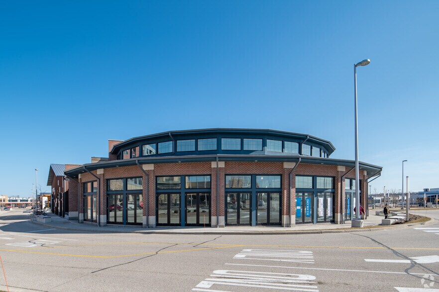 More Photos Of 11500 W Burleigh St, Wauwatosa Unknown For Lease