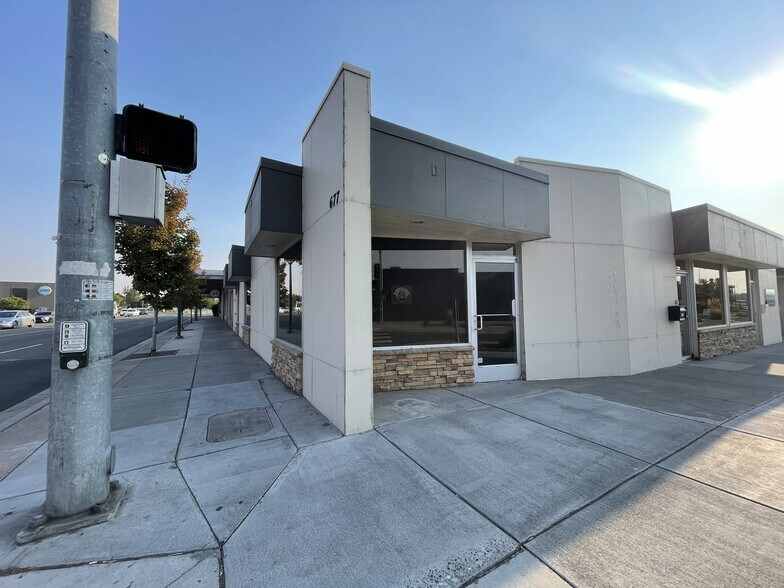 More Photos Of 511-515 Lee Blvd, Richland Office For Lease