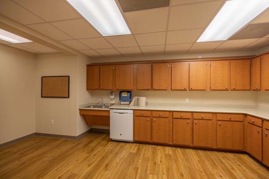 More Photos Of 609 Asheville Hwy, Sylva Medical For Lease