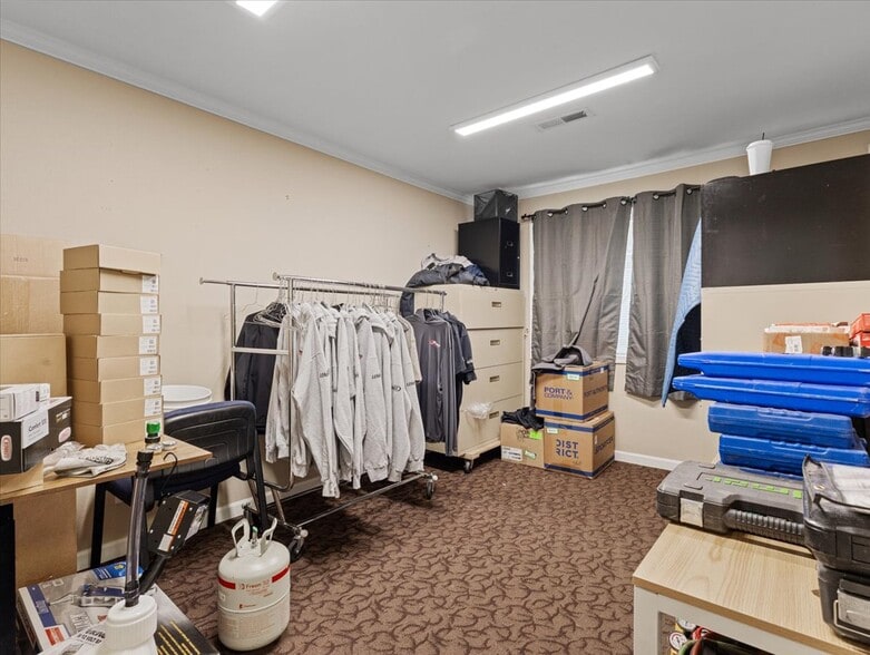 More Photos Of 1114 NE 112th Ave, Vancouver Warehouse For Sale