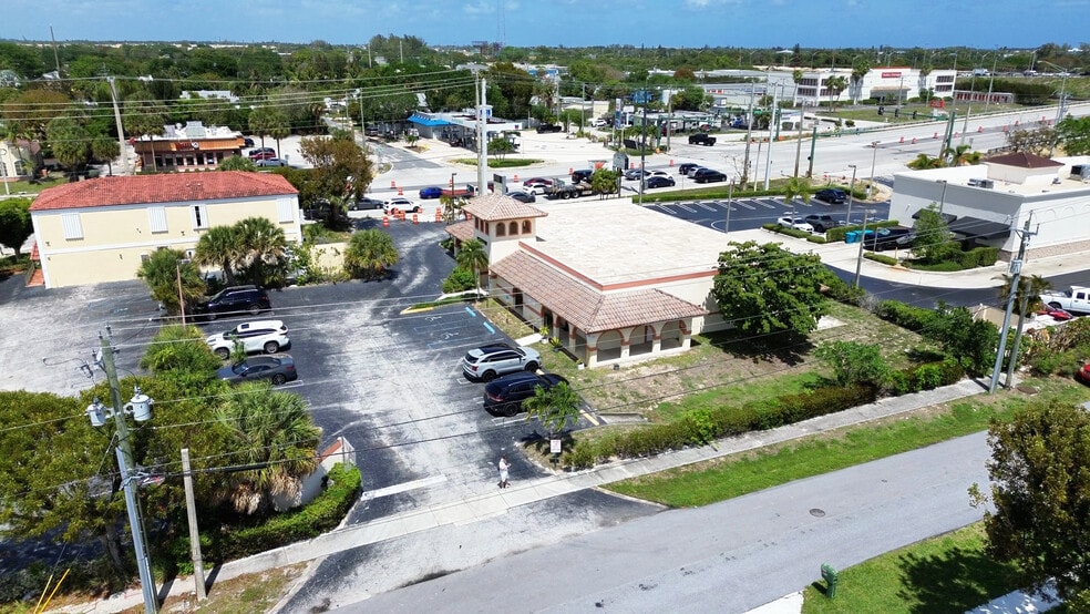 More Photos Of 650 W Boynton Beach Blvd, Boynton Beach Medical For Sale