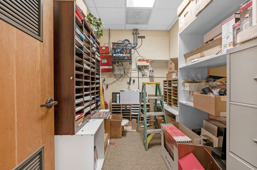 More Photos Of 4634 Weathermaker Ave, Fresno Warehouse For Sale