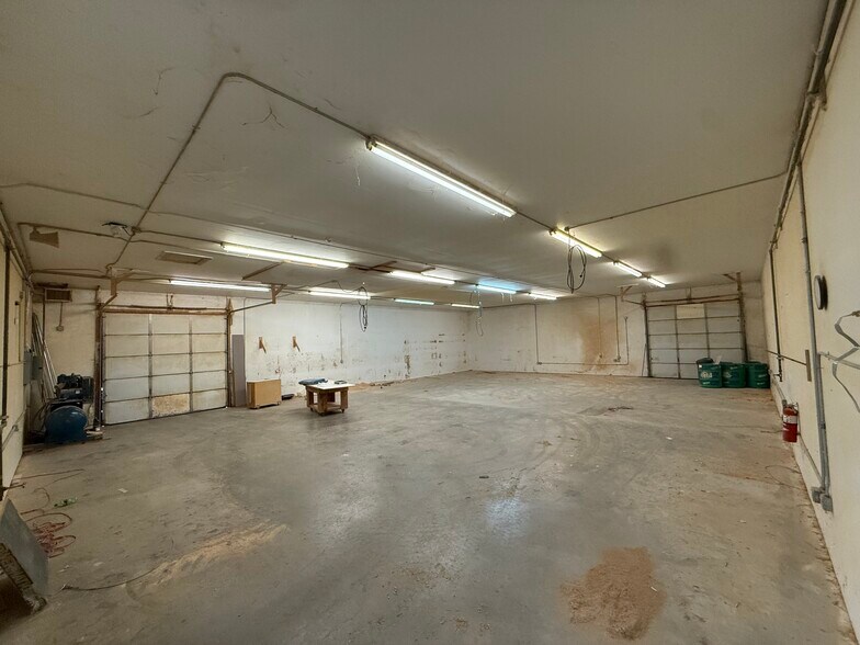 More Photos Of 1225 22nd Ave, Fulton Industrial For Sale
