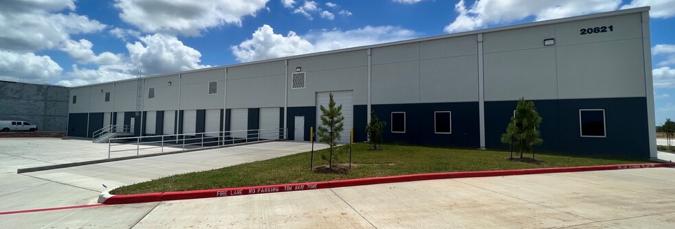 More Photos Of 20821 Clay Center Dr, Katy Distribution For Sale