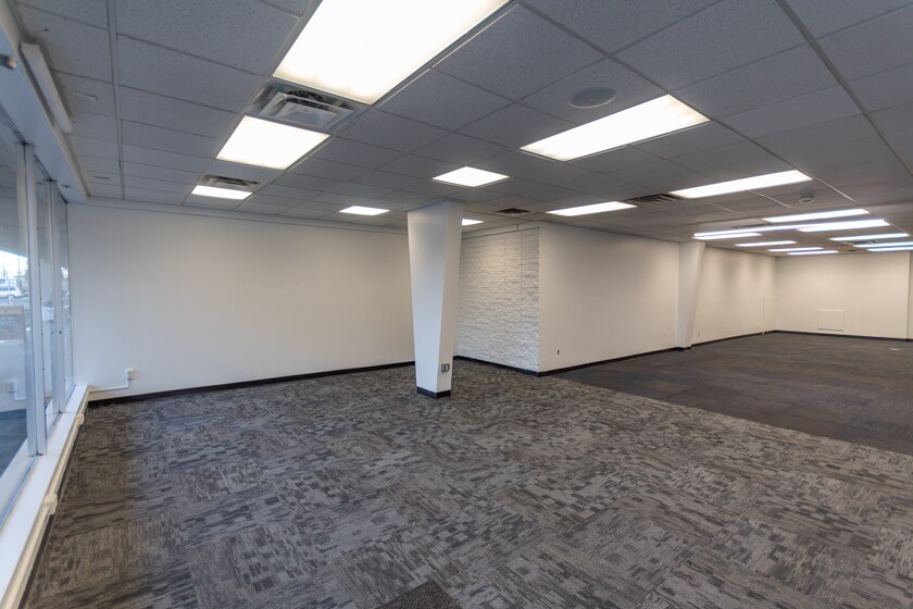 More Photos Of 1101-1129 W Elizabeth St, Fort Collins General Retail For Lease