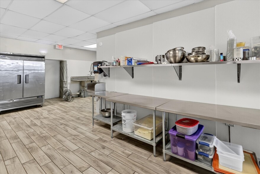 More Photos Of 135 E Main St, Woodville Storefront Retail Residential For Sale