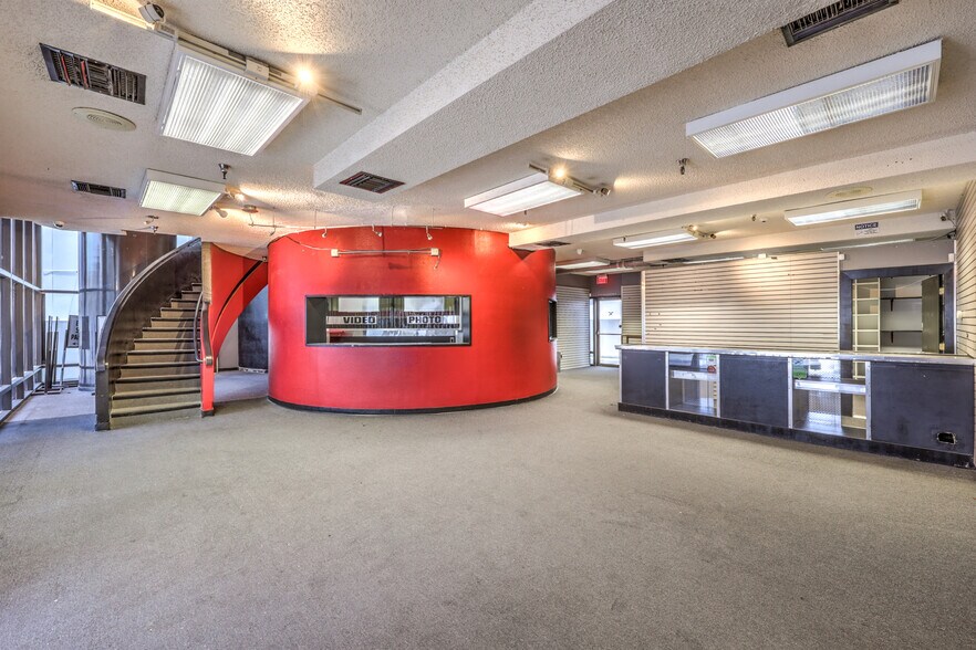 More Photos Of 200 Convention Center Dr, Las Vegas Sports And Entertainment For Lease