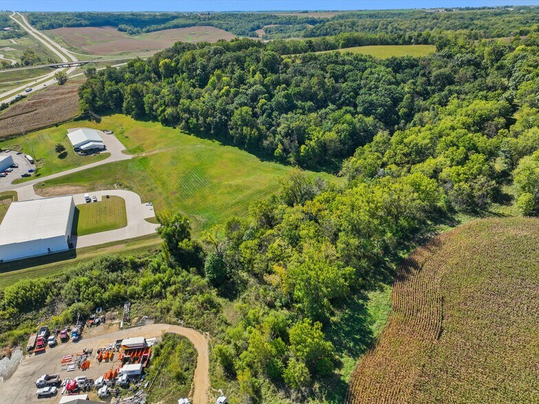 More Photos Of 10496 Ironwood Dr, Dubuque Land For Sale