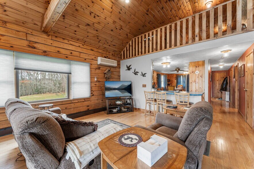 More Photos Of 365 Meade Rd, Susquehanna Specialty For Sale