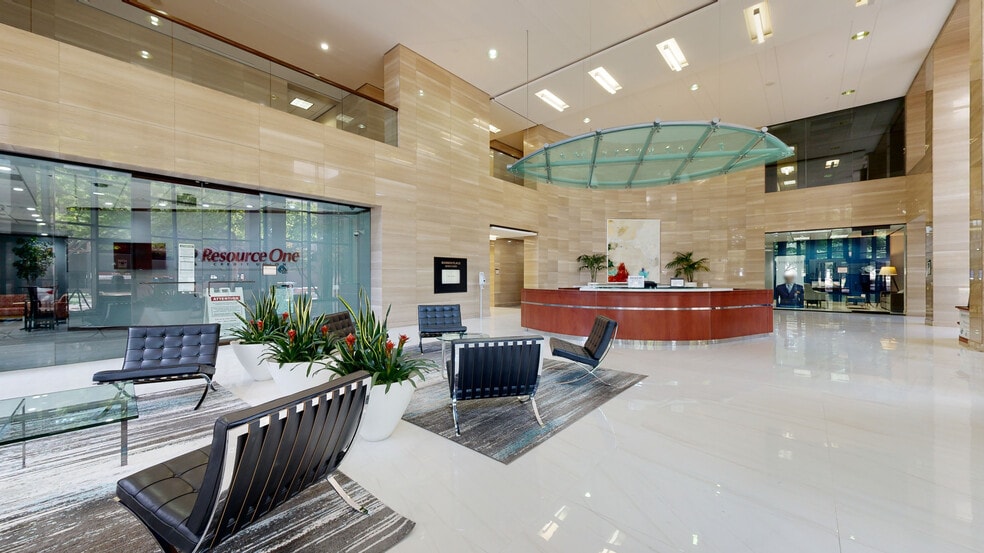 More Photos Of 12770 Coit Rd, Dallas Office For Lease