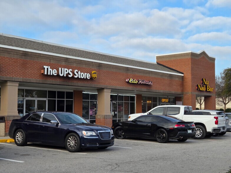 More Photos Of 10128 Two Notch Rd, Columbia Storefront For Lease