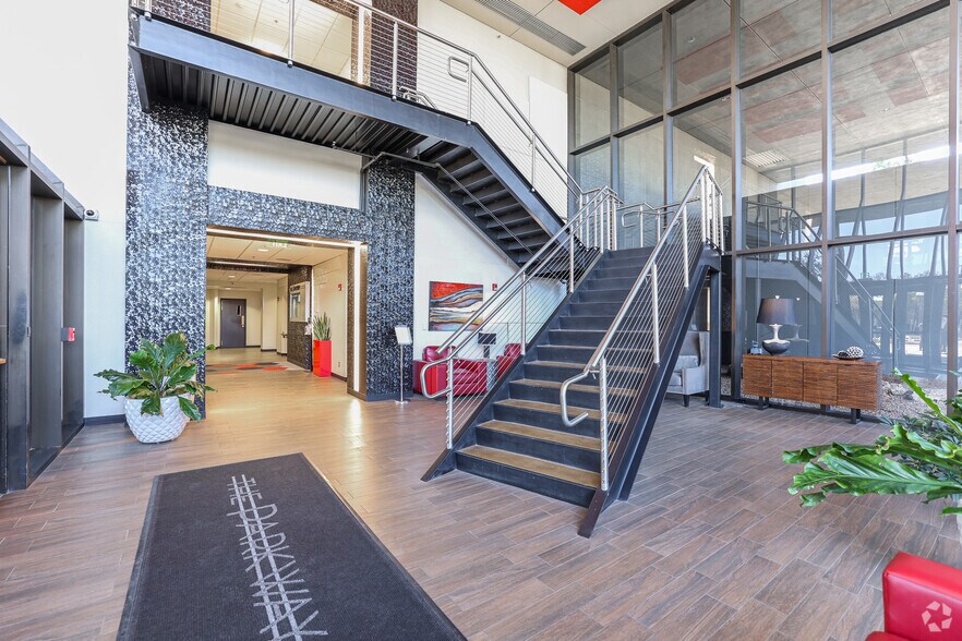 More Photos Of 3401 NW 63rd St, Oklahoma City Office For Lease