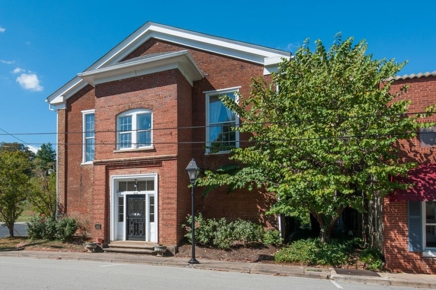 Primary Photo Of 414 Wharf St, Loudon Office For Sale