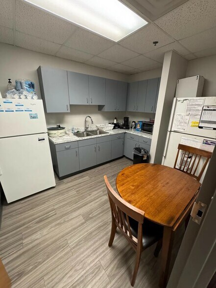 More Photos Of 900 N Porter Ave, Norman Medical For Lease