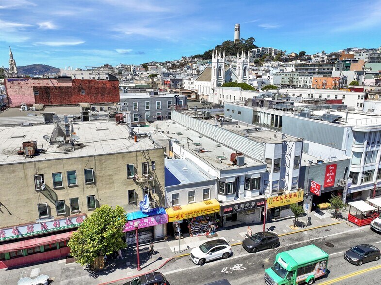 More Photos Of 678 Broadway, San Francisco Storefront Retail Residential For Lease
