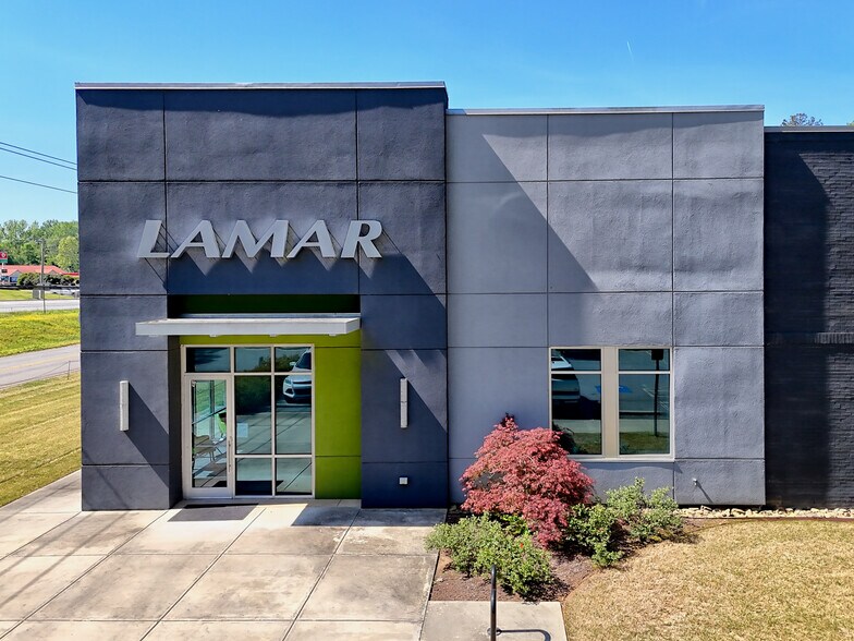 More Photos Of 241 Collins Industrial Blvd, Athens Light Distribution For Sale