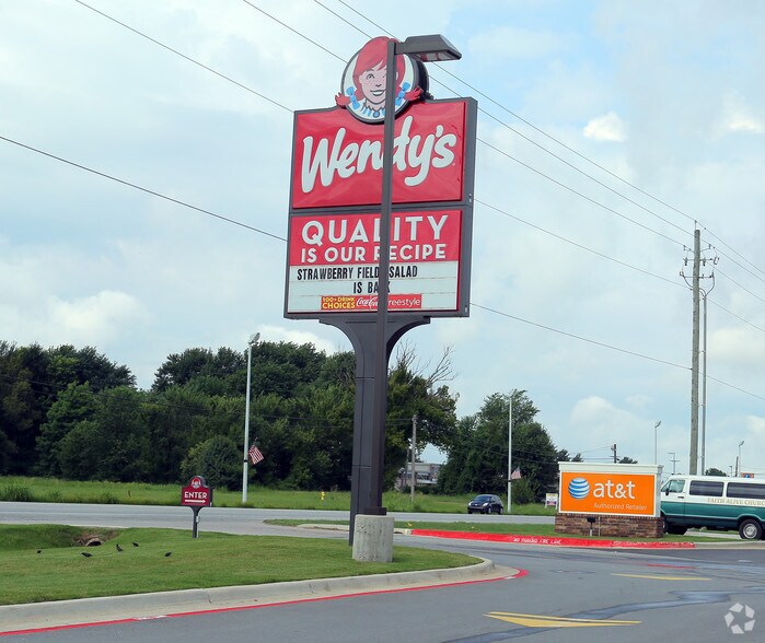 More Photos Of 3355 E US-412 Hwy, Siloam Springs Fast Food For Sale