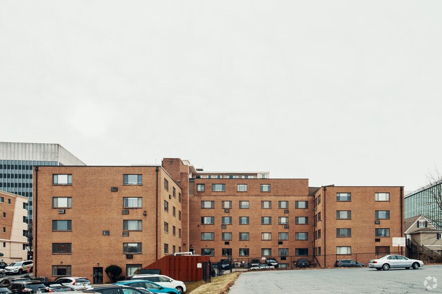 More Photos Of 4405 East West Hwy, Bethesda Office For Lease