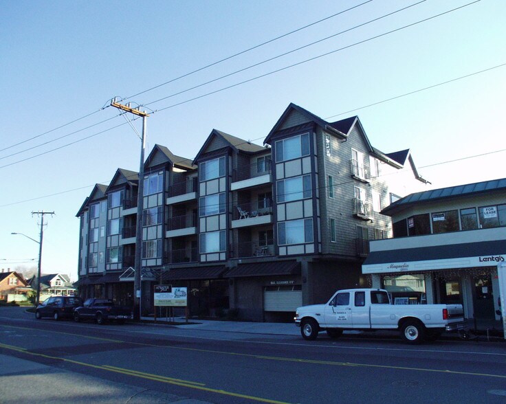 More Photos Of 3121 W Government Way, Seattle Apartments For Lease