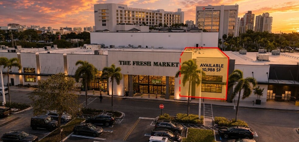 More Photos Of 19101-19275 Biscayne Blvd, Aventura Restaurant For Lease