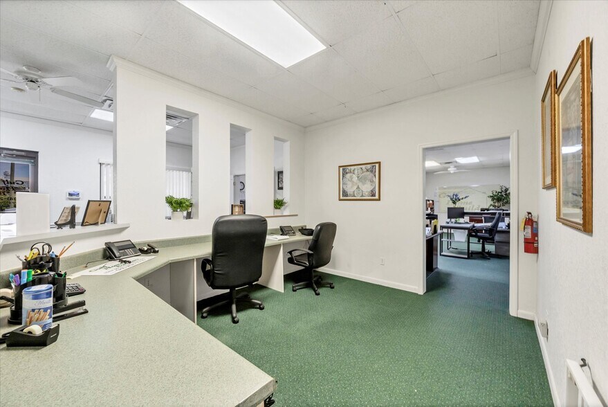 More Photos Of 1578 El Jobean Rd, Port Charlotte Office For Lease