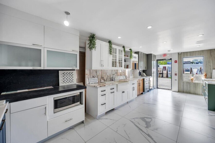 More Photos Of 1189 Montauk Hwy, Mastic Warehouse For Sale