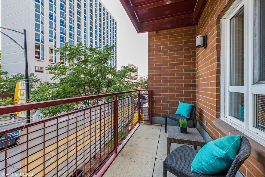 More Photos Of 1209 W Arthur Ave, Chicago Apartments For Lease