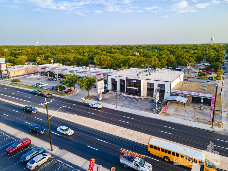 More Photos Of 1730 SW Military Dr, San Antonio Medical For Sale