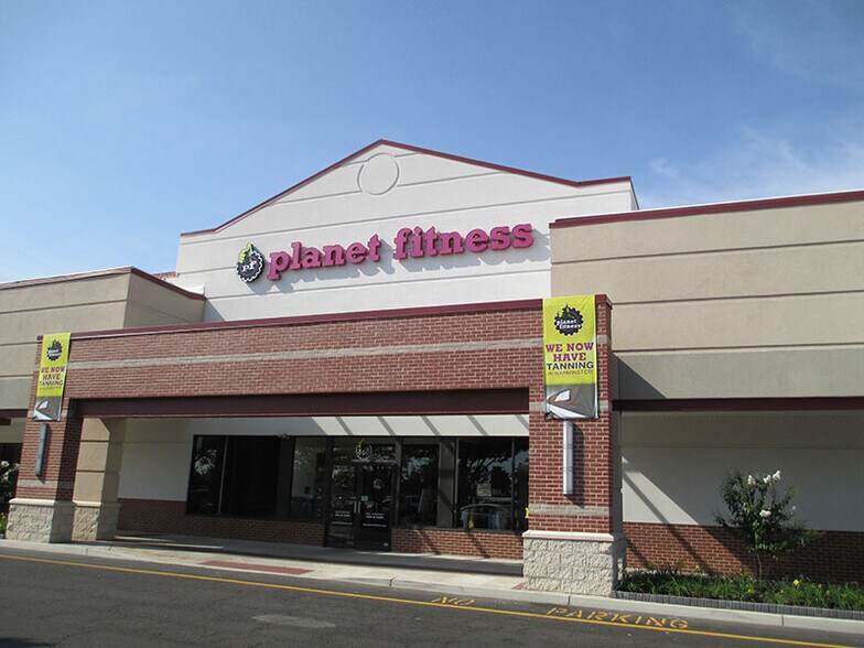 More Photos Of 720-908 W Street Rd, Warminster Unknown For Lease