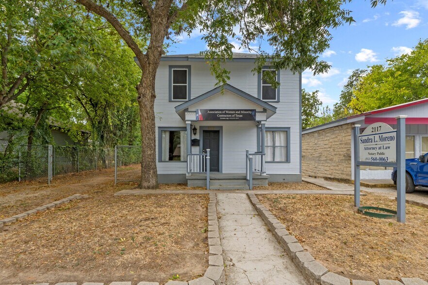 Primary Photo Of 2117 E Cesar Chavez St, Austin Office Residential For Sale