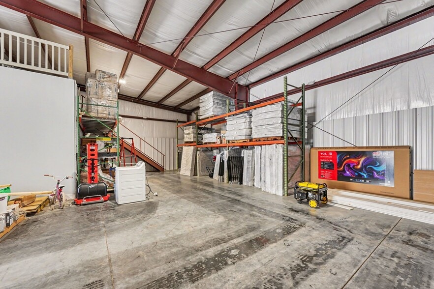 More Photos Of 215 Irvan Ct NW, Concord Flex For Lease