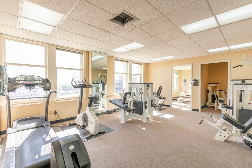 More Photos Of 343 E Main St, Stockton Office For Lease