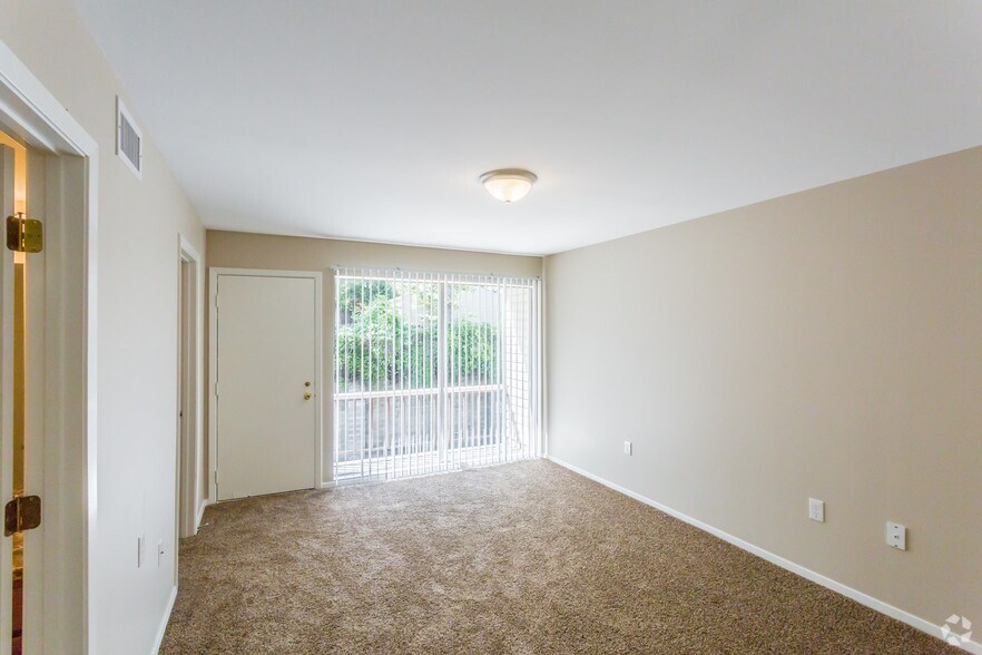 More Photos Of 1701 Skyline Dr, North Little Rock Multifamily For Sale