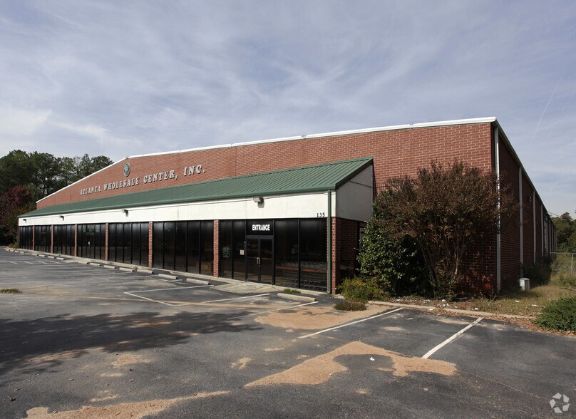 More Photos Of 135 Veterans Memorial Hwy SE, Mableton Warehouse For Sale
