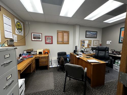 More Photos Of 707 N Frontier Dr, Papillion Service For Sale