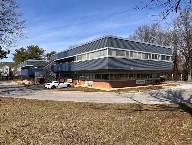 More Photos Of 530 College Pky, Annapolis Office For Sale