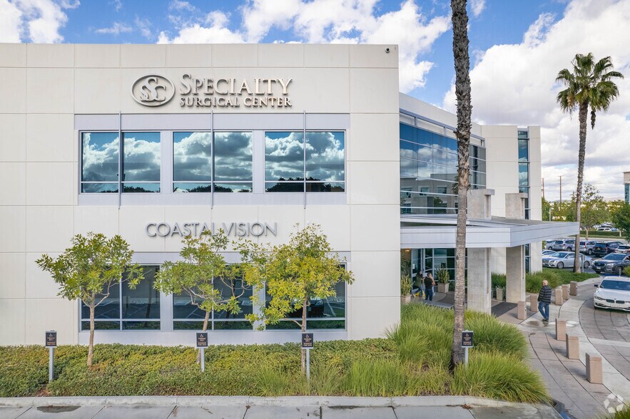 More Photos Of 15825 Laguna Canyon Rd, Irvine Medical For Lease