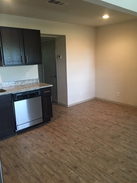 More Photos Of 4710 Munger Ave, Dallas Apartments For Sale