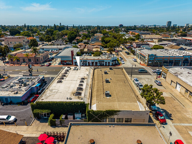 More Photos Of 321 W Chapman Ave, Orange Office For Lease